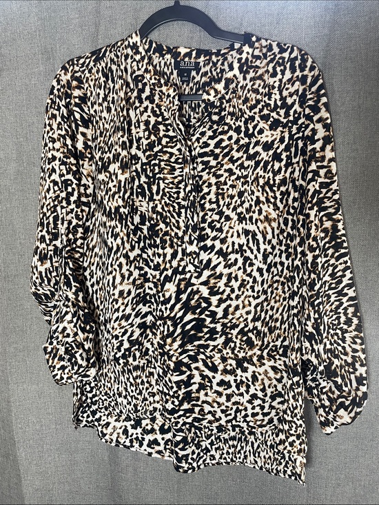 a.n.a Tops - a.n.a. Leopard Animal Print V-Neck Blouse Roll Tab Sleeve M